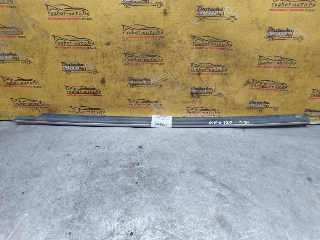 Молдинг двери передней правой Q5D1SV Opel Vectra