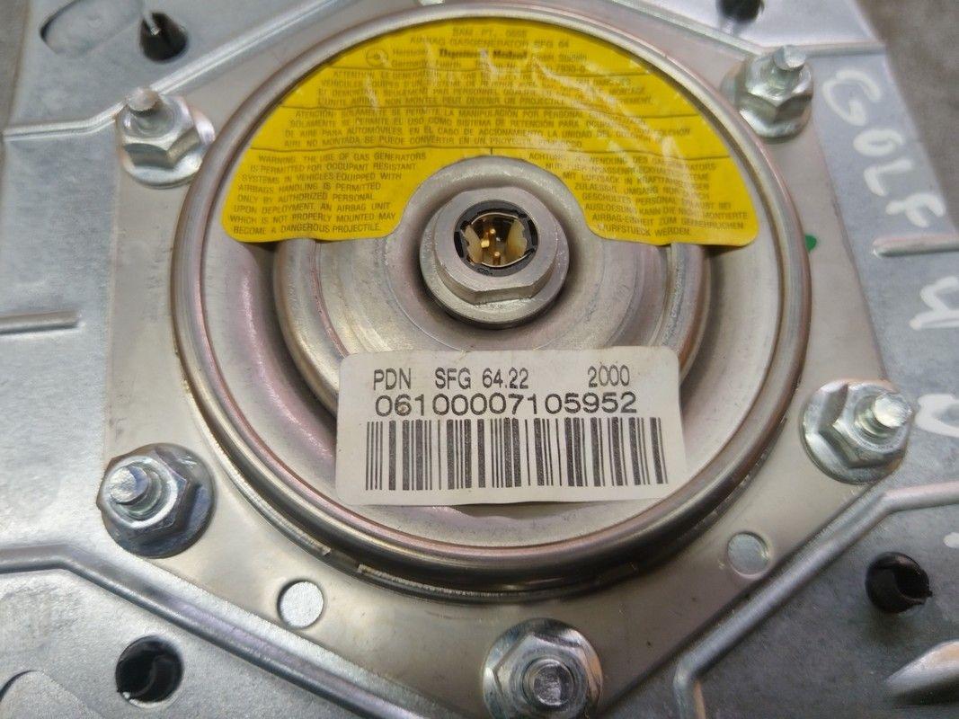 Подушка безопасности водителя SLTB46 Volkswagen Golf купить с доставкой