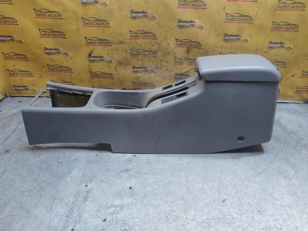 Подлокотник 46LGKS Nissan Primera