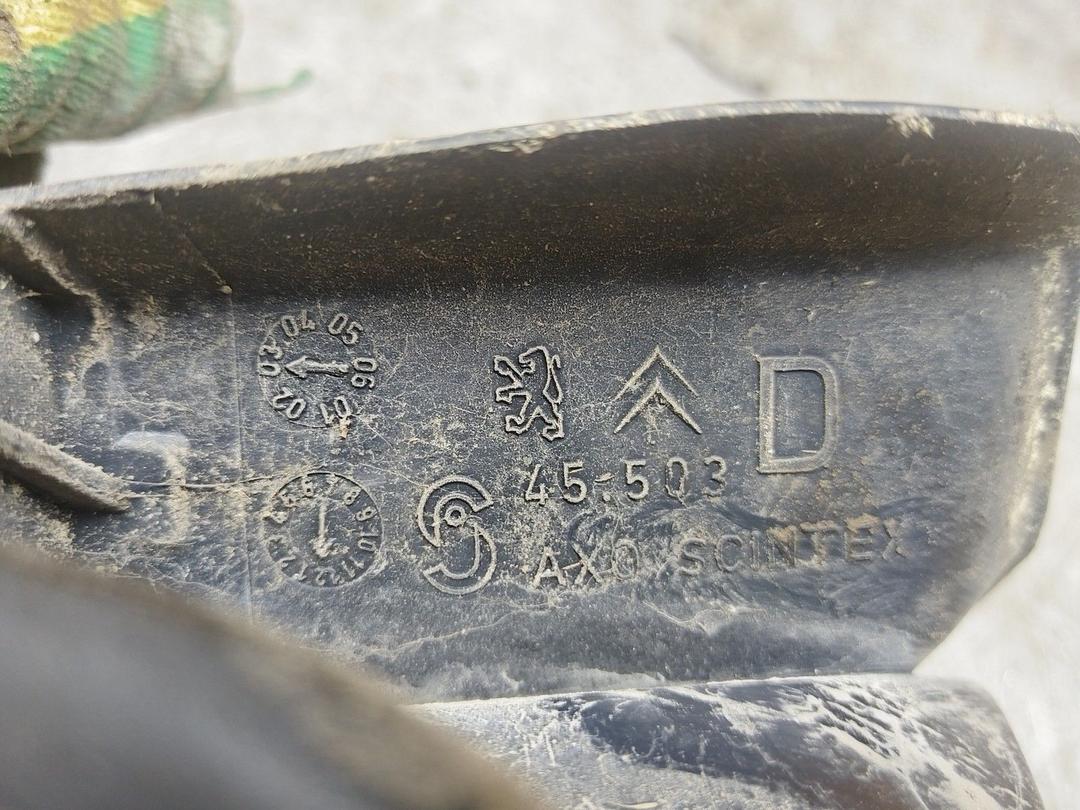 Фонарь задний правый 97Z14I Peugeot 406 undefined