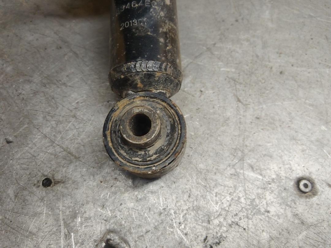 Амортизатор задний правый PIO9QO Honda Accord купить с доставкой