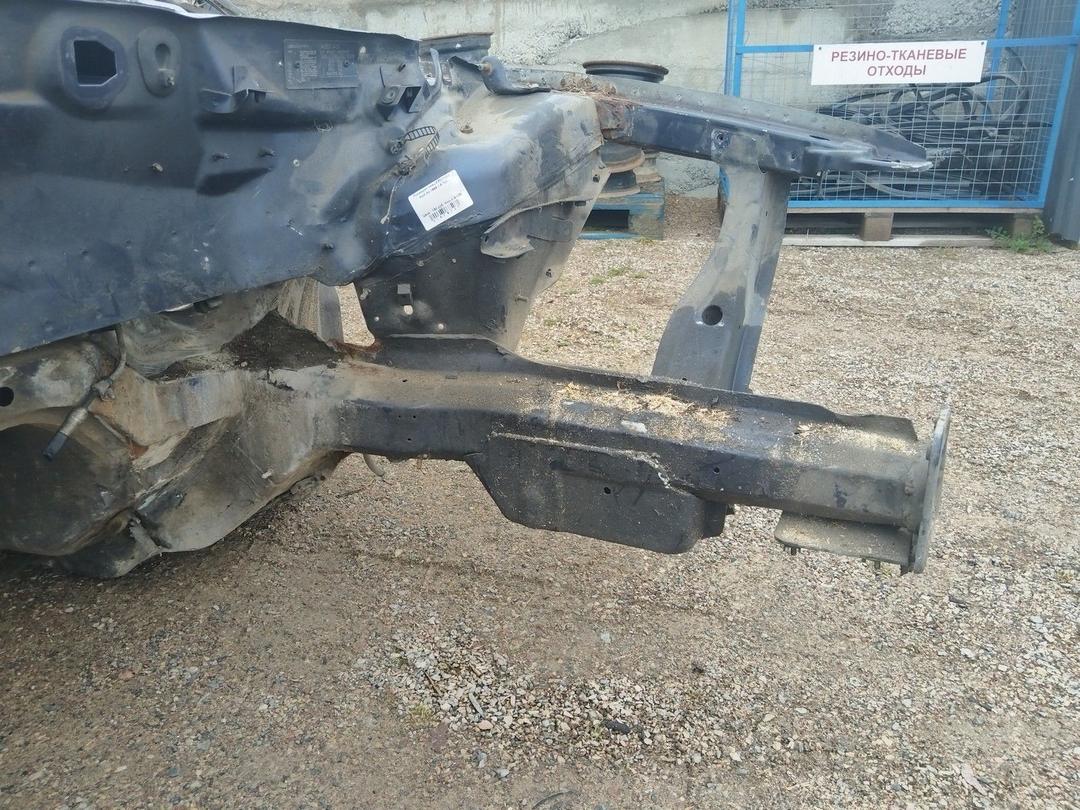 Лонжерон левый P2DN5G Audi A4 купить