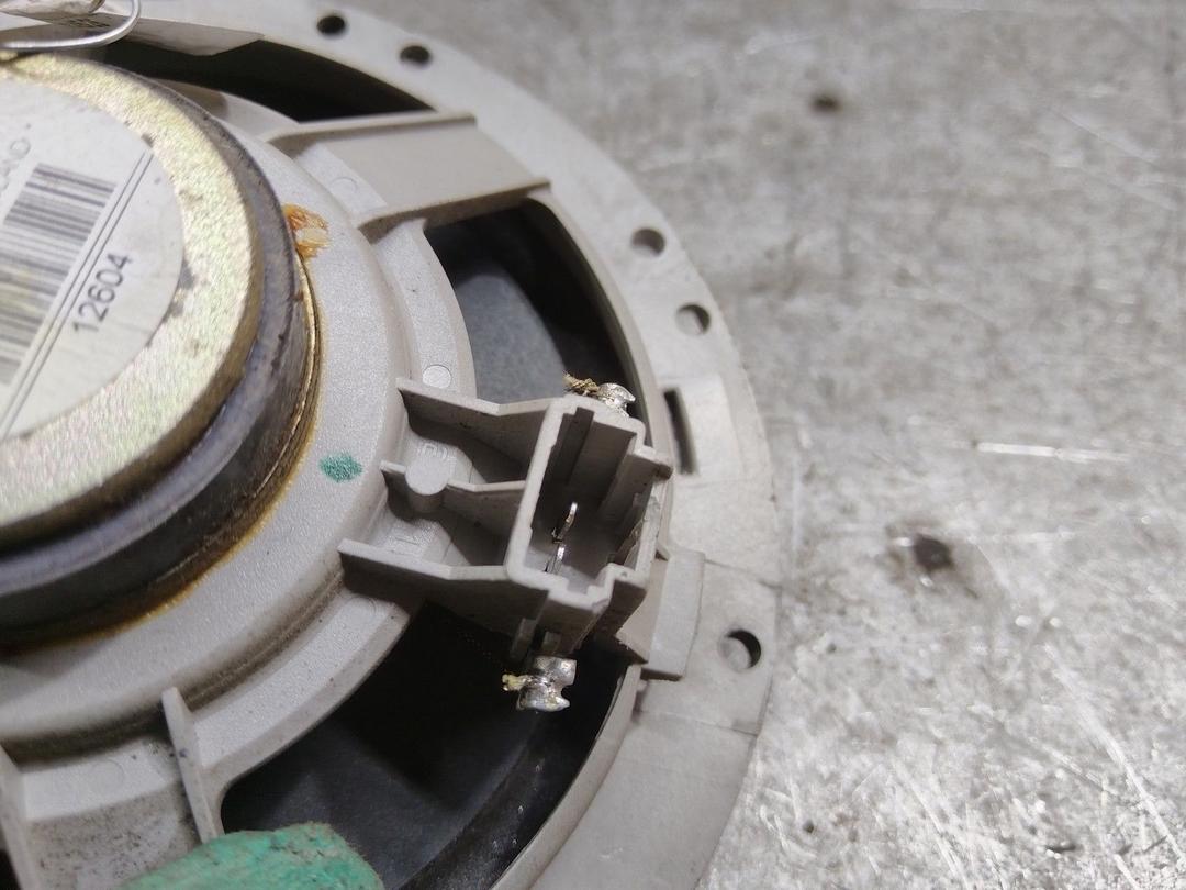 Динамик двери передней правой 4Y8DGR Mitsubishi Carisma купить с доставкой