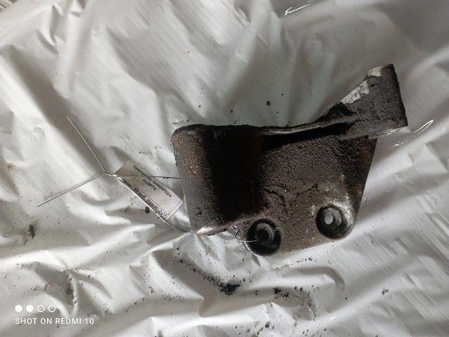 Кронштейн генератора HU9P74 BMW 7 E32 купить