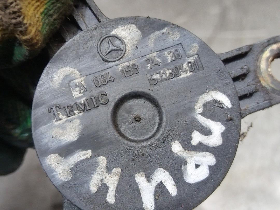 Датчик уровня масла N0ZARF Mercedes Sprinter купить в магазине запчастей бу