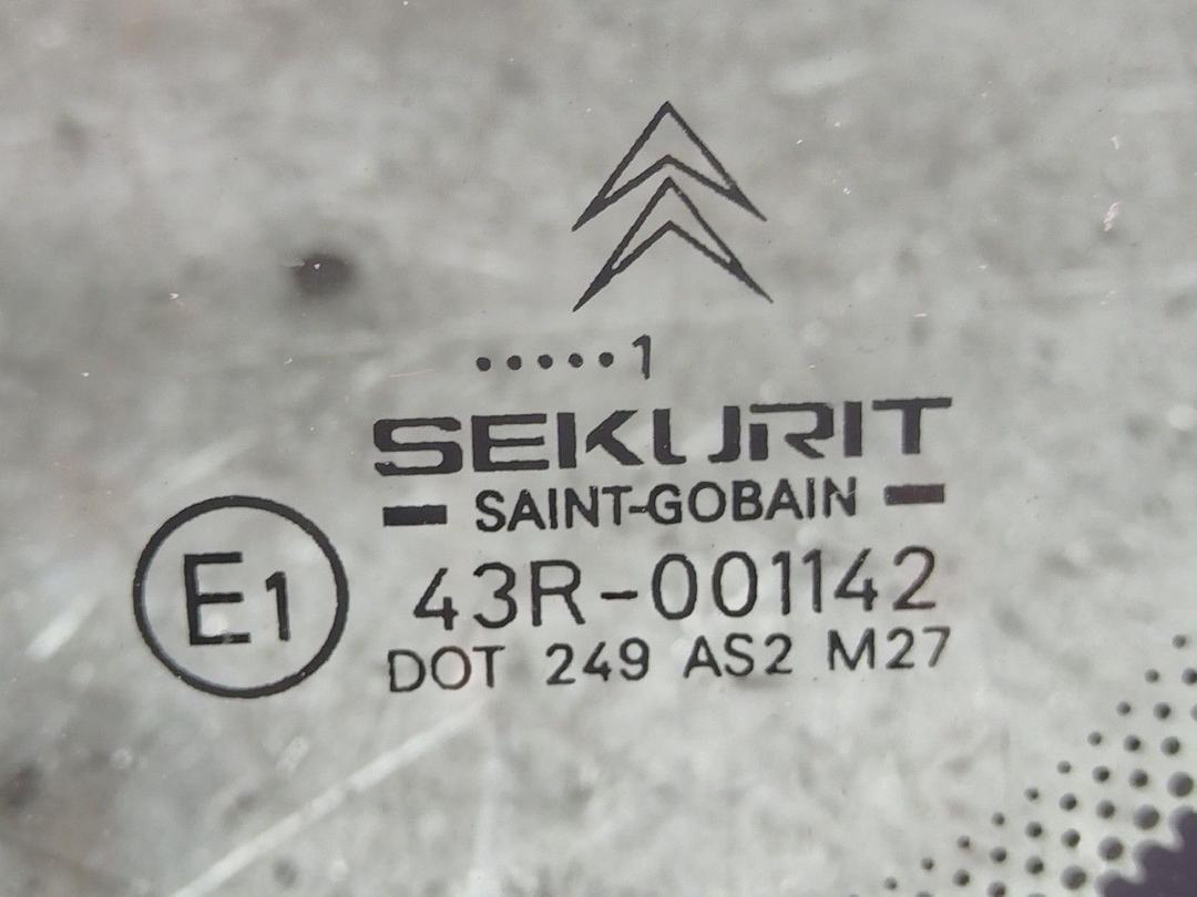 Стекло кузовное боковое левое IVSIL5 Citroen Xsara Picasso - Фото 2