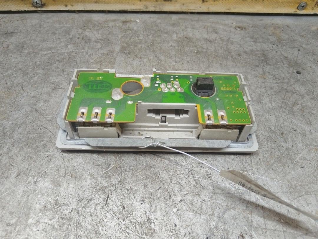 Фонарь салона (плафон) LXF7HR Seat Alhambra купить с доставкой