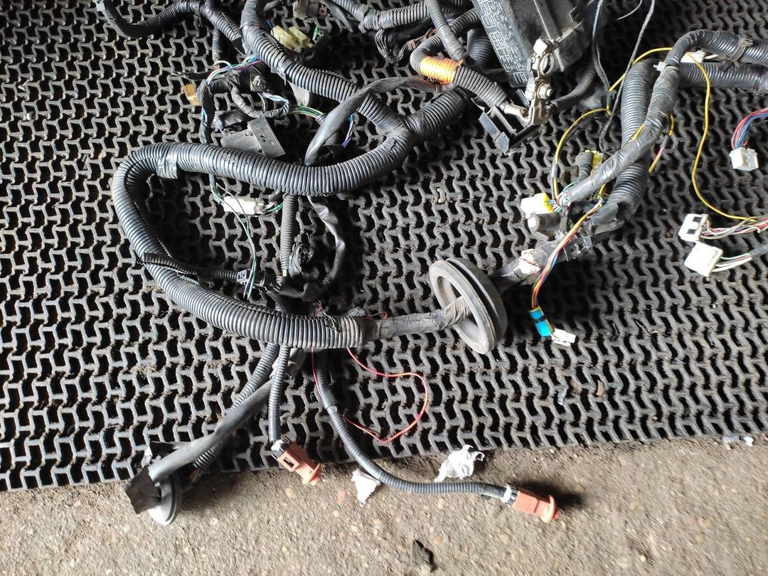 Проводка QOK8UK Nissan Almera Tino купить на авторазборке