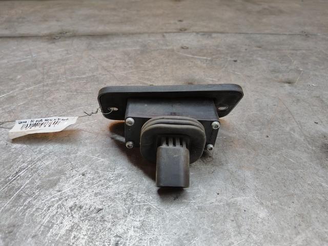 Выключатель концевой (концевик) 4PUUQR Volkswagen Caddy купить