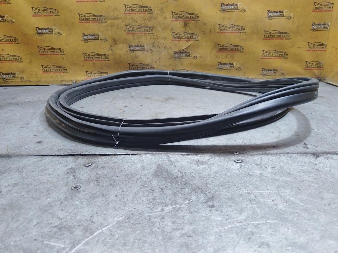 Уплотнитель двери задней правой BQ609A Opel Zafira купить в магазине запчастей бу