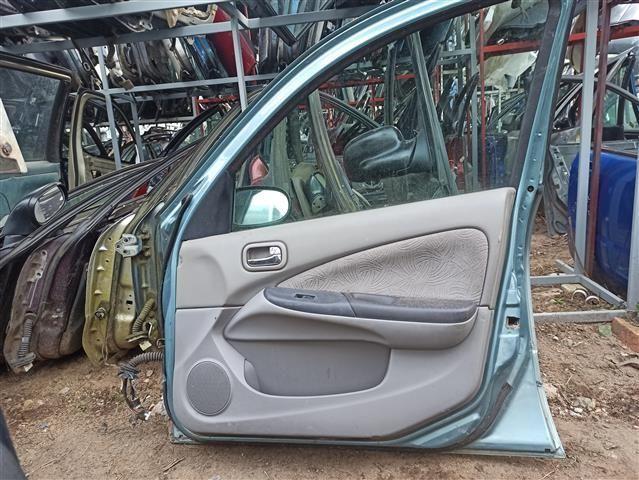 Дверь передняя правая 20491D Nissan Almera купить