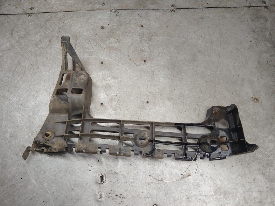 Кронштейн крепления бампера заднего 4PV9WH Volkswagen Caddy