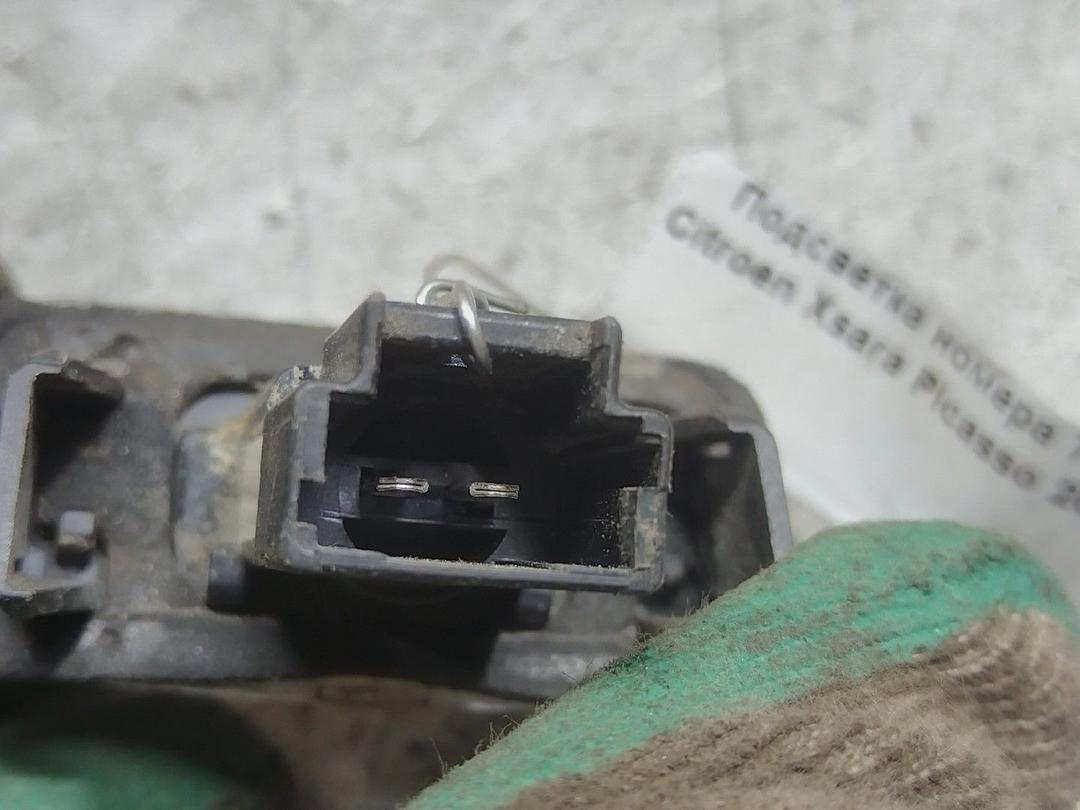 Подсветка номера 7PBV30 Citroen Xsara Picasso - Фото 3