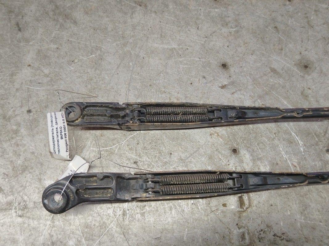 Щеткодержатель (поводок стеклоочистителя, дворник) 9NF5KO Peugeot 406 - Фото 3