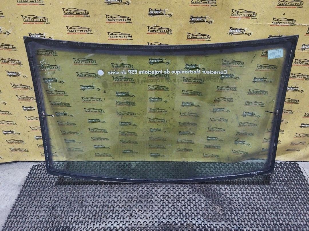 Стекло заднее JZV86Z Volkswagen Passat купить с доставкой