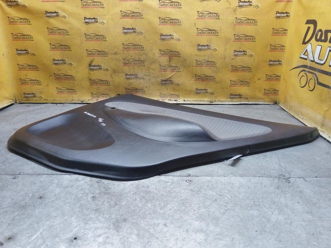 Обшивка двери задней правой (дверная карта) 4E7KMW Mitsubishi Carisma купить с доставкой