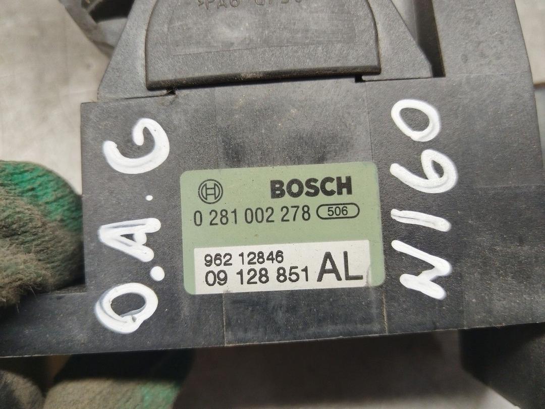 Педаль газа I6CK2P Opel Astra купить в магазине запчастей бу