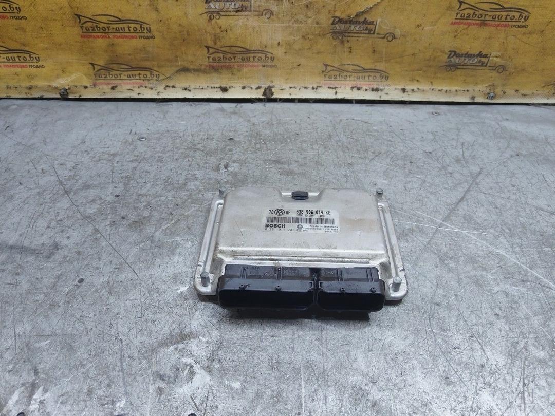 Блок управления двигателем WD8UPD Volkswagen Passat - Фото 1