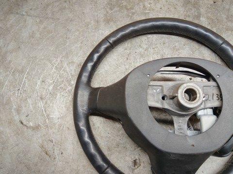 Руль ZHR9KM Toyota Yaris undefined