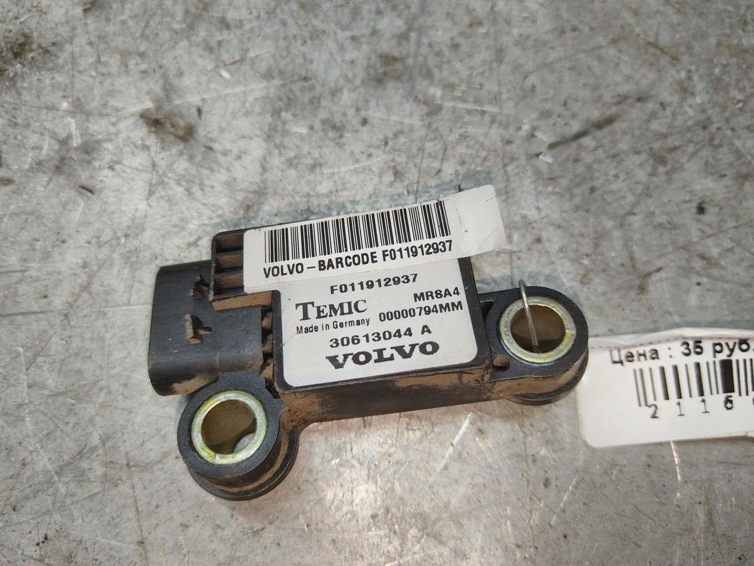 Датчик удара LCCS52 Volvo V40 - Фото 1