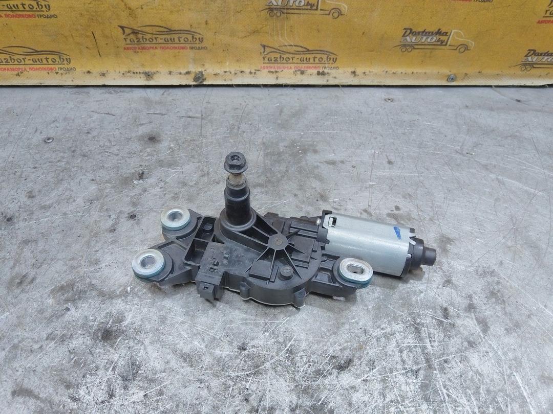 Моторчик заднего стеклоочистителя (дворника) 6ITTJY Volvo XC70 купить