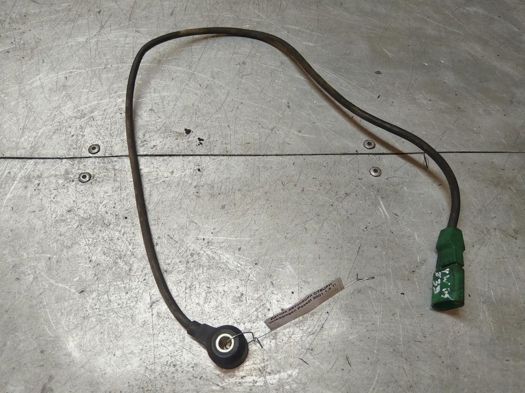 Датчик детонации C76UPH Volkswagen Passat