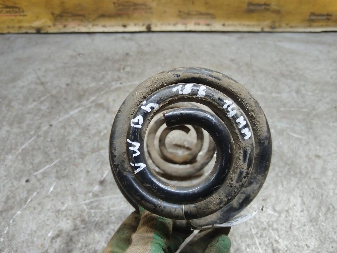 Пружина задняя UGPZA7 Volkswagen Passat - Фото 4