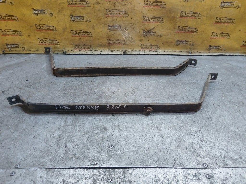 Крепление топливного бака M2V6AC Toyota Avensis - Фото 5