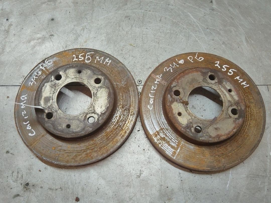 Диск тормозной передний 4OGPBF Mitsubishi Carisma