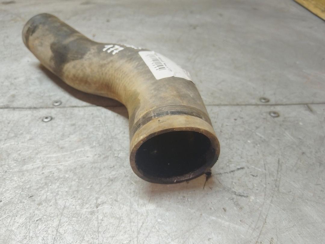 Патрубок интеркулера C01I1F Toyota Avensis купить