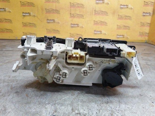 Блок управления печки/климат-контроля B3C1AK Toyota Yaris купить