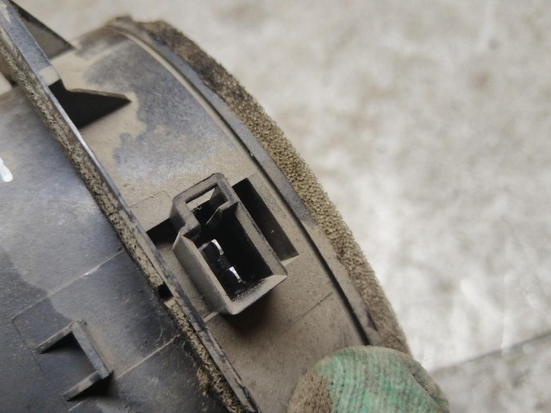 Динамик двери передней правой E8XBP3 Toyota Corolla купить на авторазборке