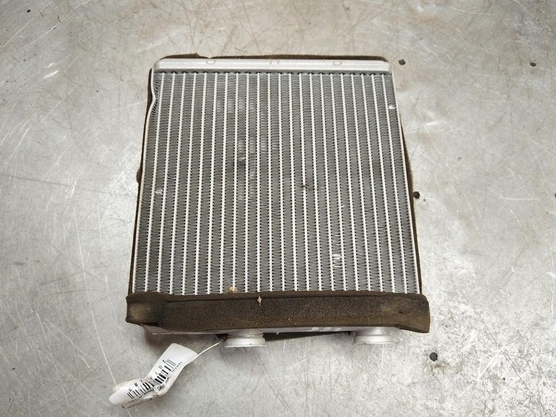 Радиатор отопителя (печки) VUAMC8 Opel Meriva купить в магазине запчастей бу