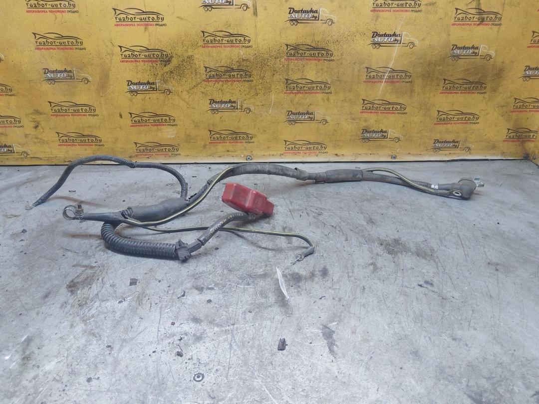 Клемма аккумулятора плюс WCG7FP Subaru Forester