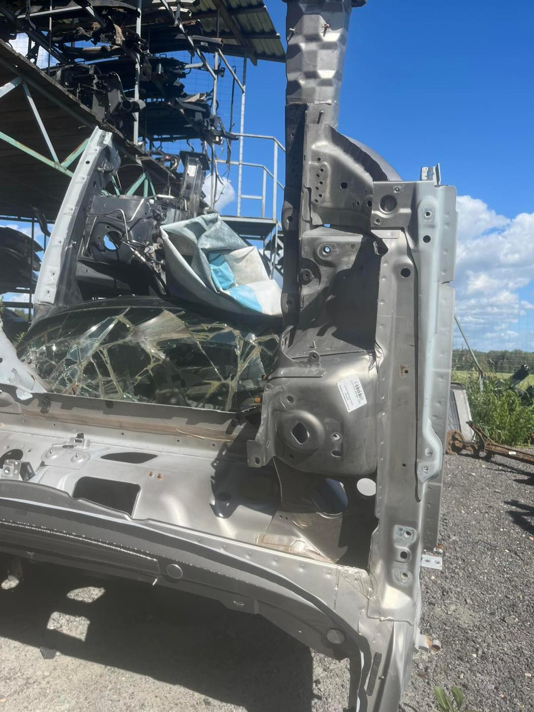 Лонжерон правый A5JRZT Volvo XC70 - Фото 1