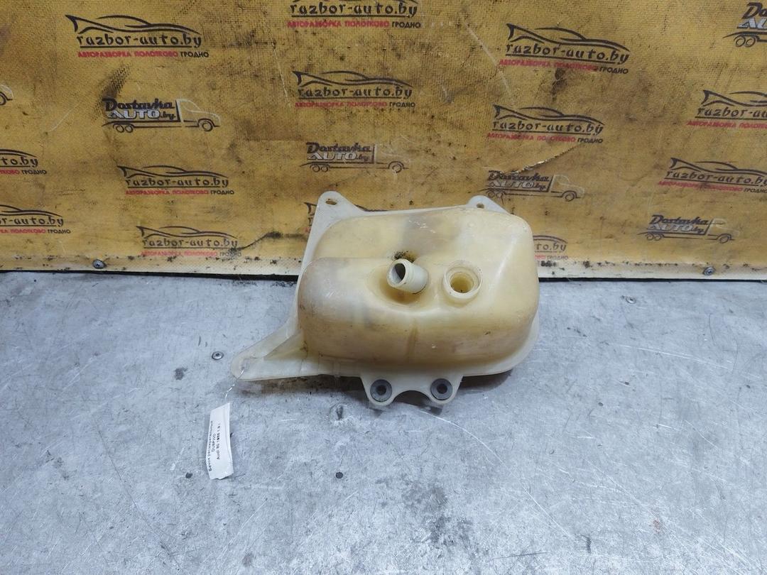 Бачок расширительный DU8PWD Audi 80 купить в магазине запчастей бу