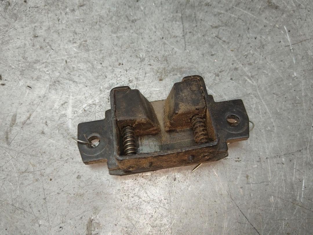 Замок багажника 31MFTG Seat Alhambra - Фото 1