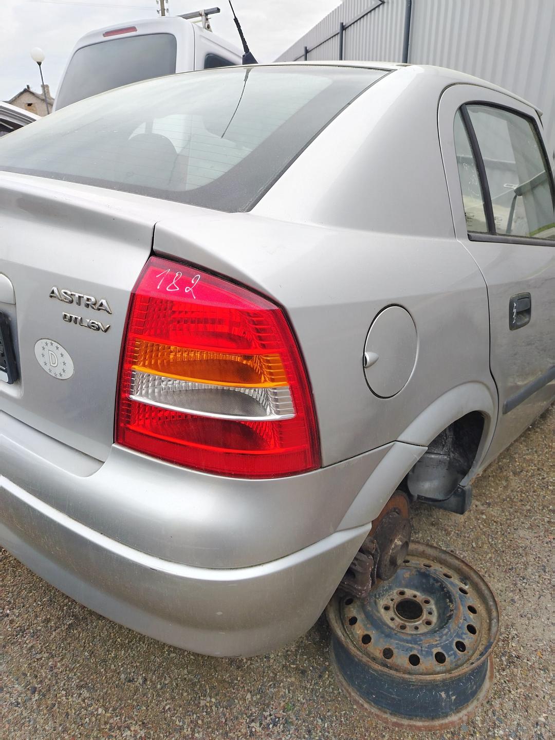 Крепление топливного бака W5UAGS Opel Astra