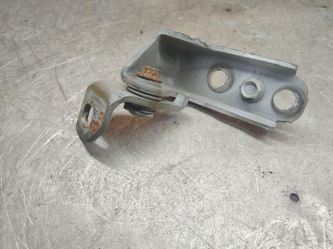 Петля двери передней левой UBMAOJ Ford Fusion undefined