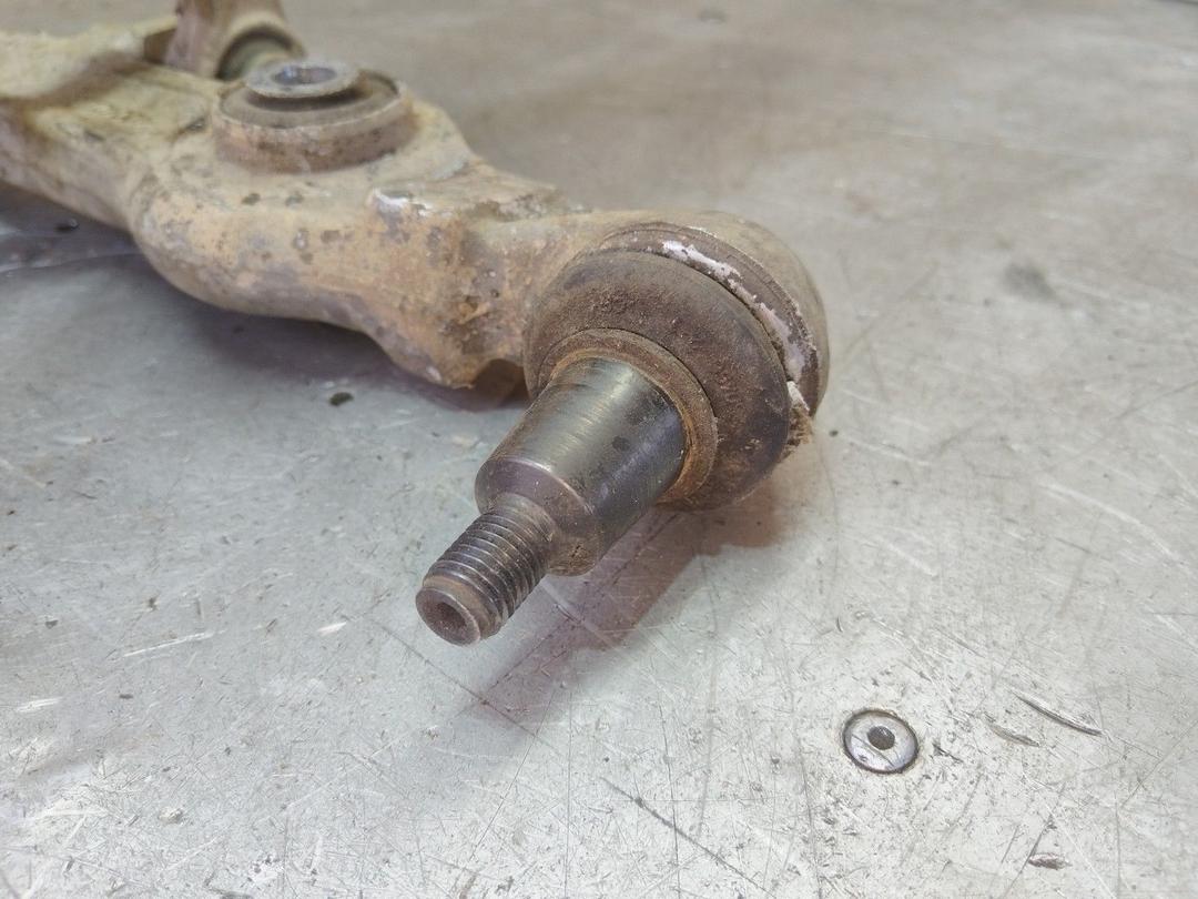 Рычаг передний правый U2O1A2 Volkswagen Passat - Фото 3