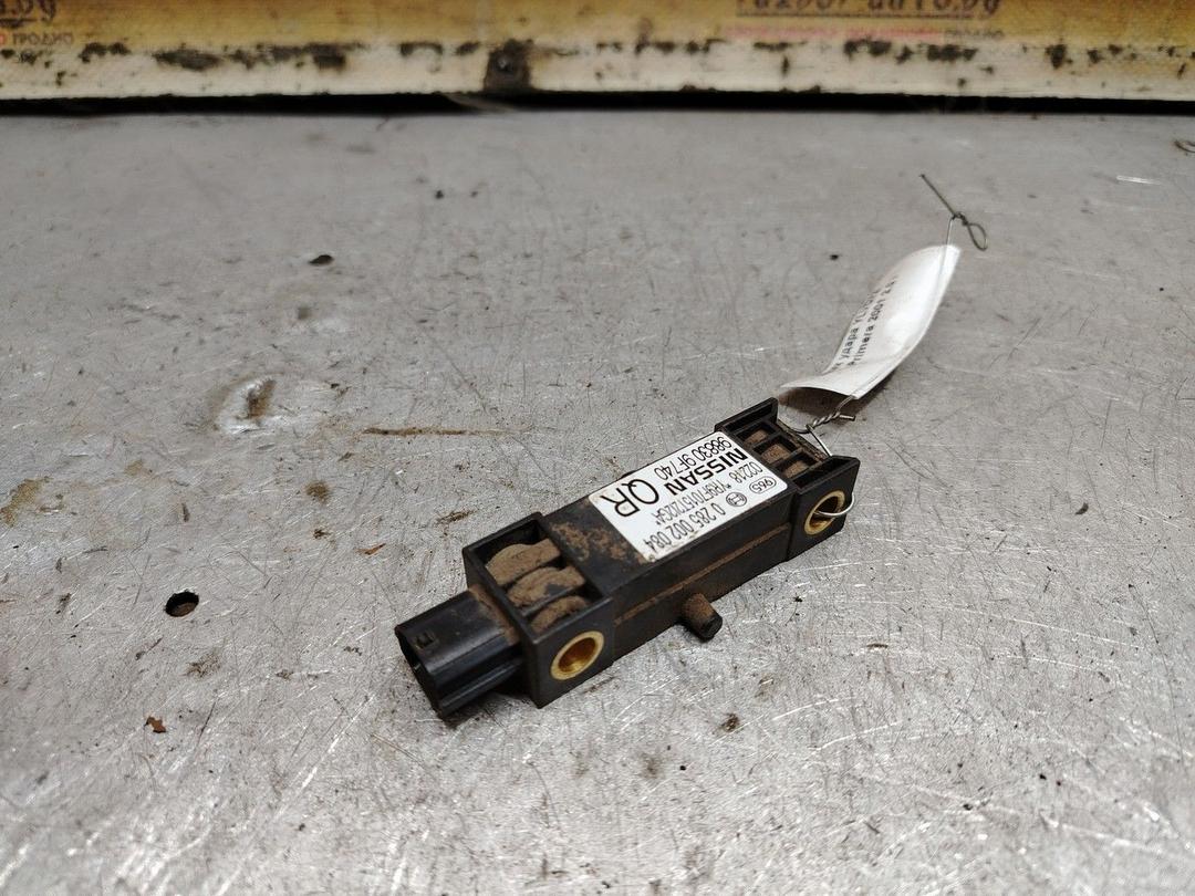 Датчик удара YLVD7Z Nissan Primera - Фото 1