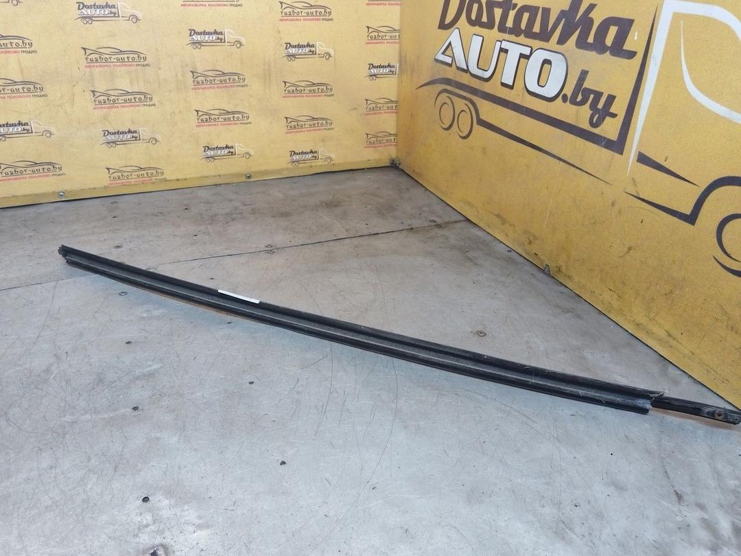 Молдинг стекла двери передней правой наружный 3FB8DW Toyota Avensis Verso - Фото 2