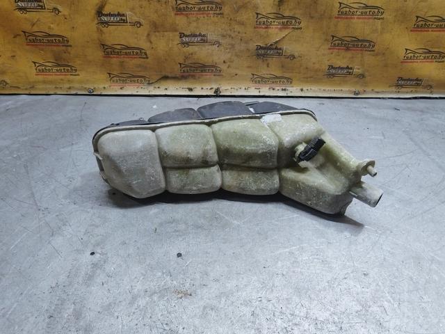 Бачок расширительный J8X5P9 Mercedes E W210 купить