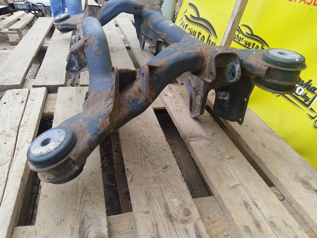 Балка подвески задняя 82HWK7 Audi A6 undefined