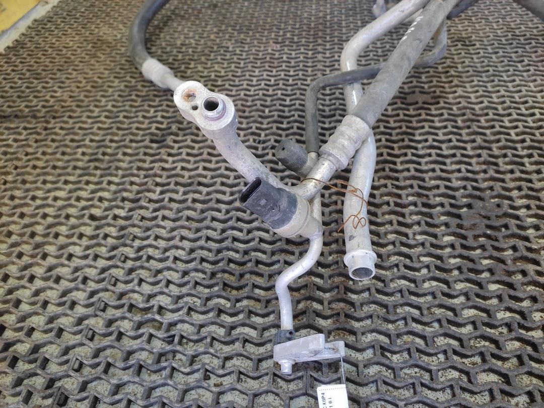 Трубка кондиционера KDX8P4 Volkswagen Golf купить