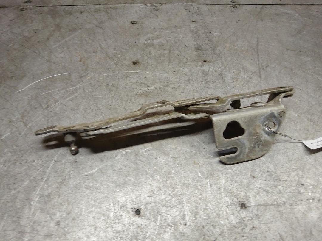 Петля крышки багажника H0MLH5 Volkswagen Passat