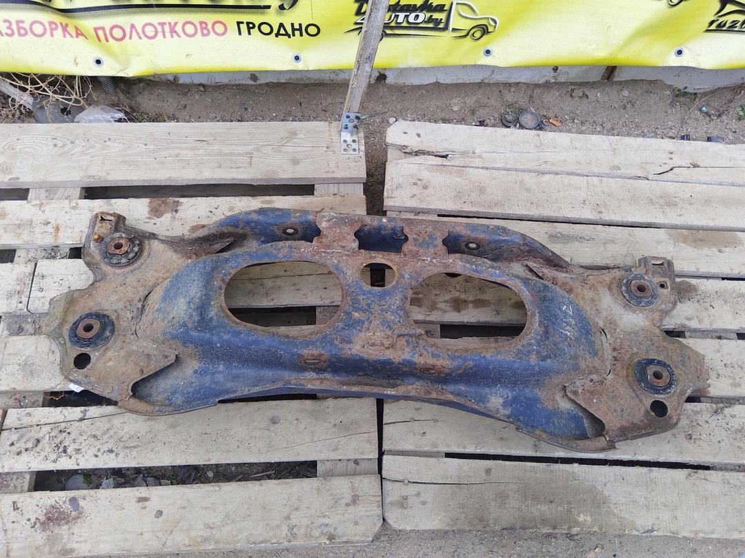 Балка подвески задняя 5OWV8S Ford Mondeo