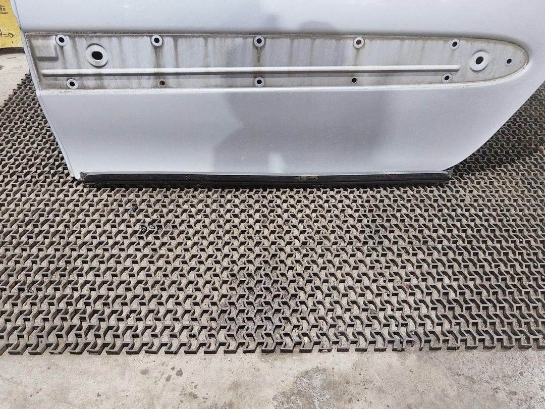 Дверь задняя левая DT1N81 Citroen Xsara Picasso купить с доставкой