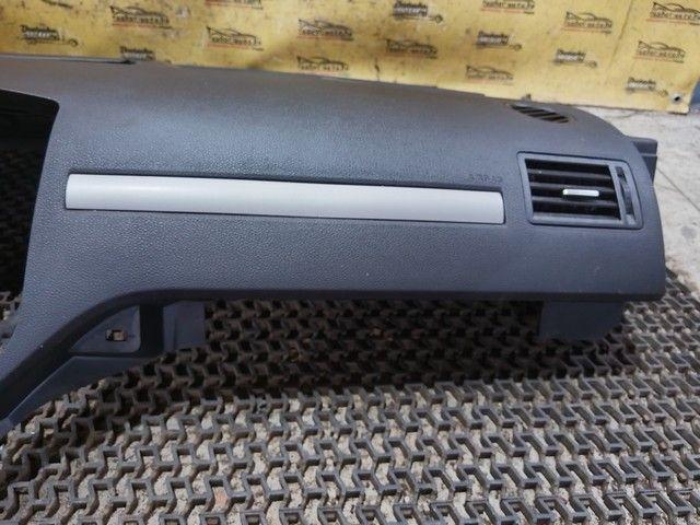 Панель передняя салона (торпедо) UHTK9H Ford C-Max undefined