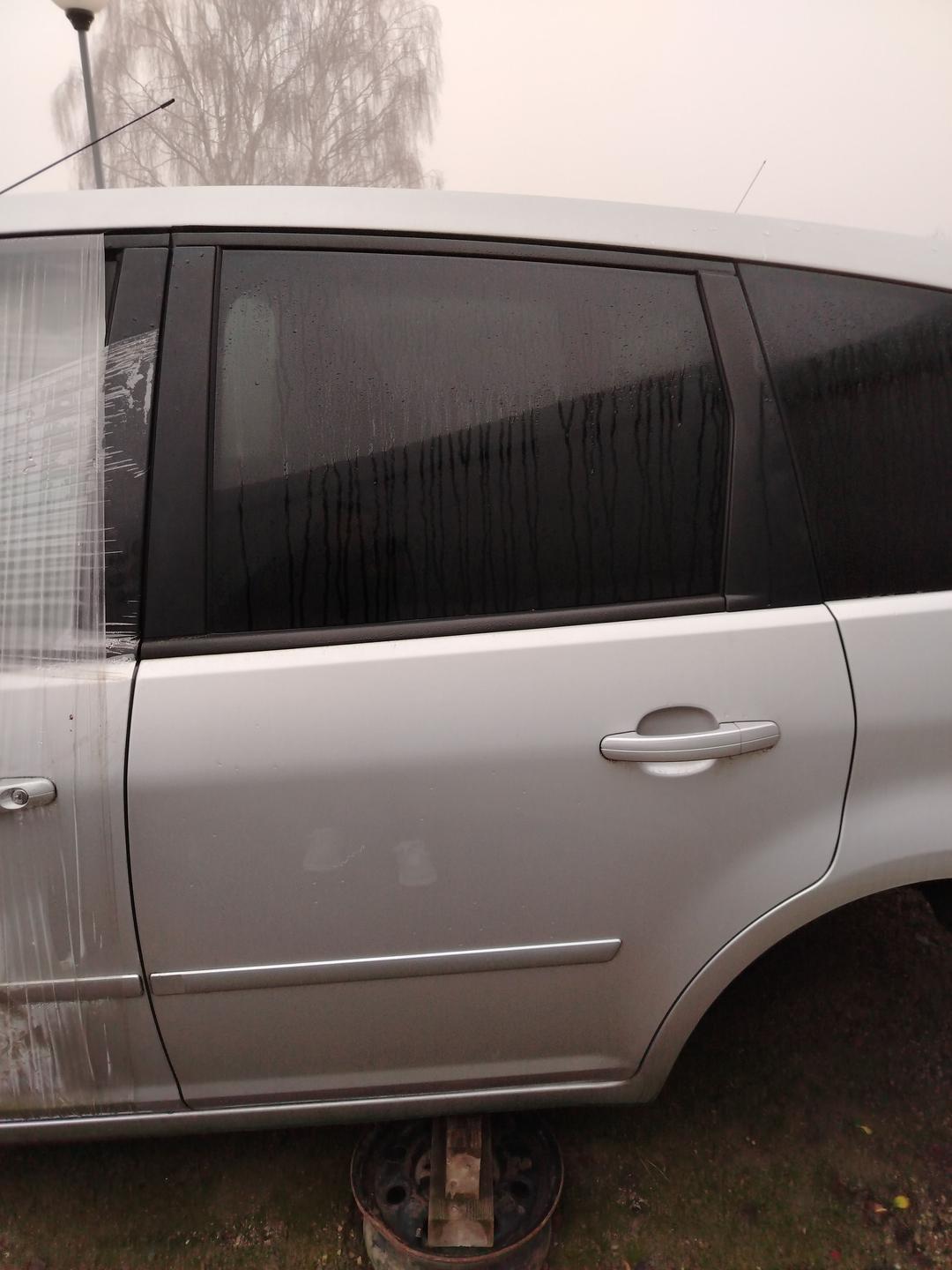 Стекло двери задней левой AAOO79 Ford C-Max